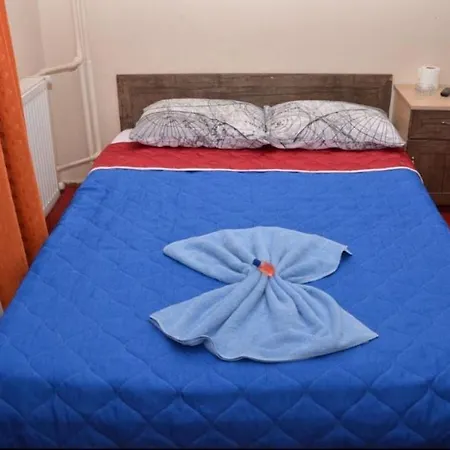 Esra Edremit (Balikesir)